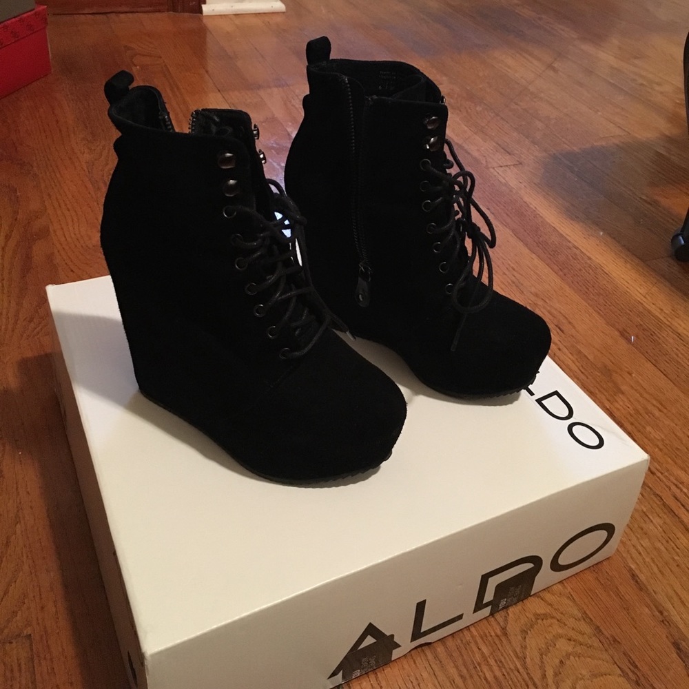 Rosienne Aldo size 6